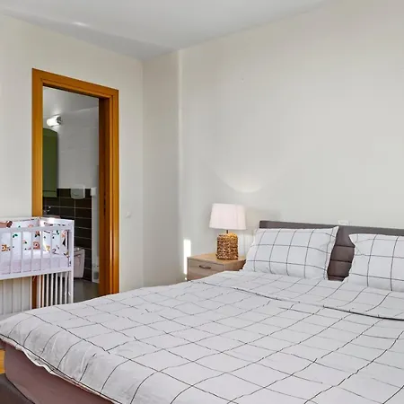 125 Sqm Family Friendly With Kids Apartment Bucharest