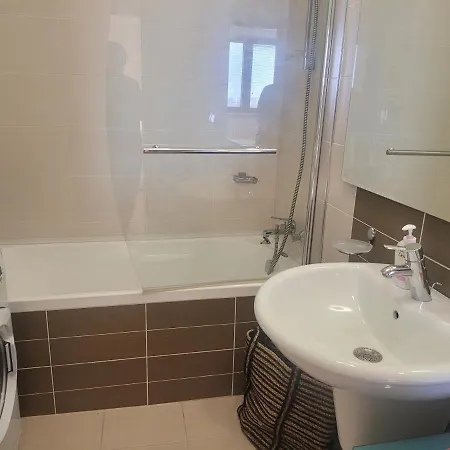 125 Sqm Family Friendly With Kids *